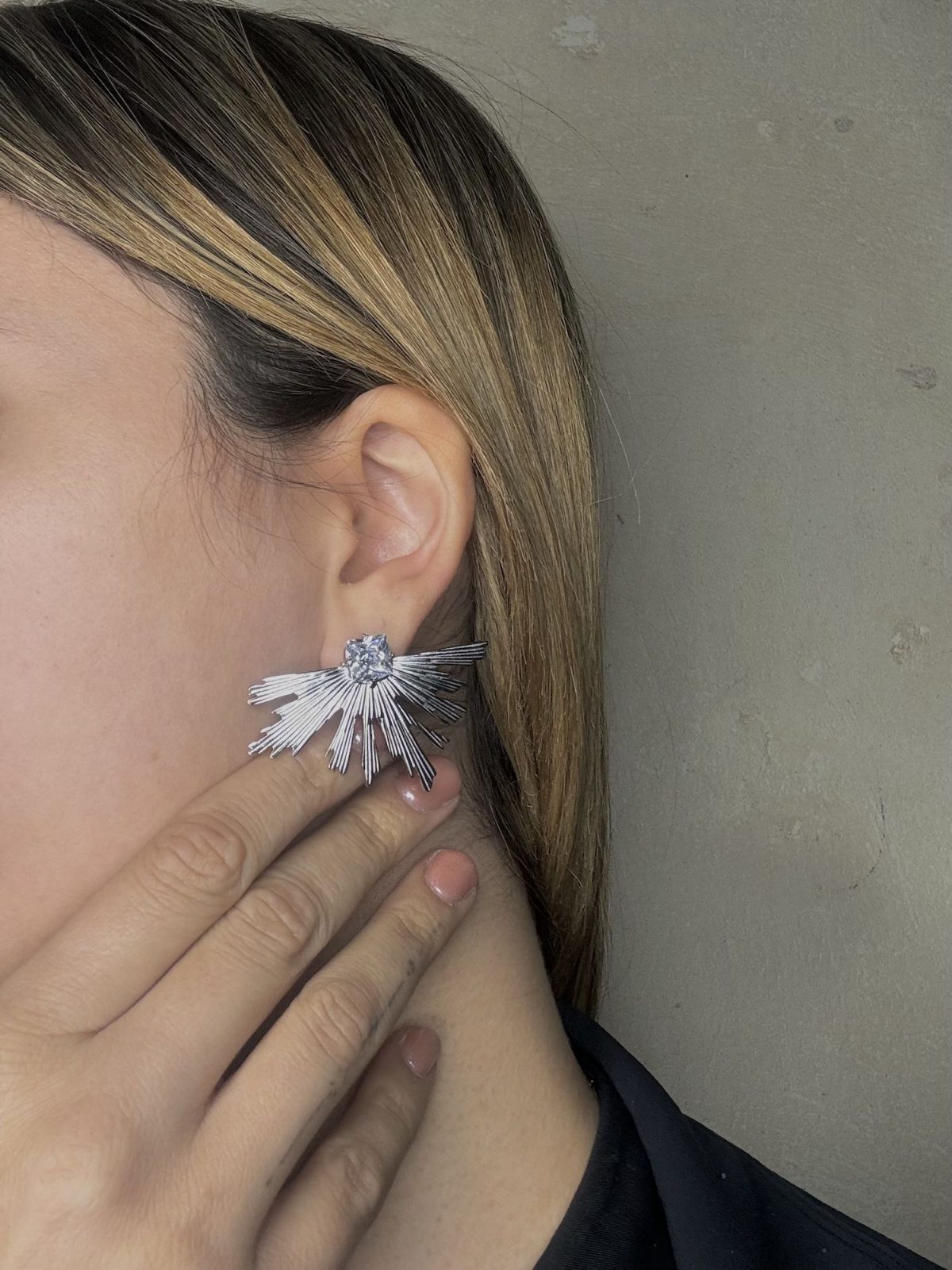 Flint earrings