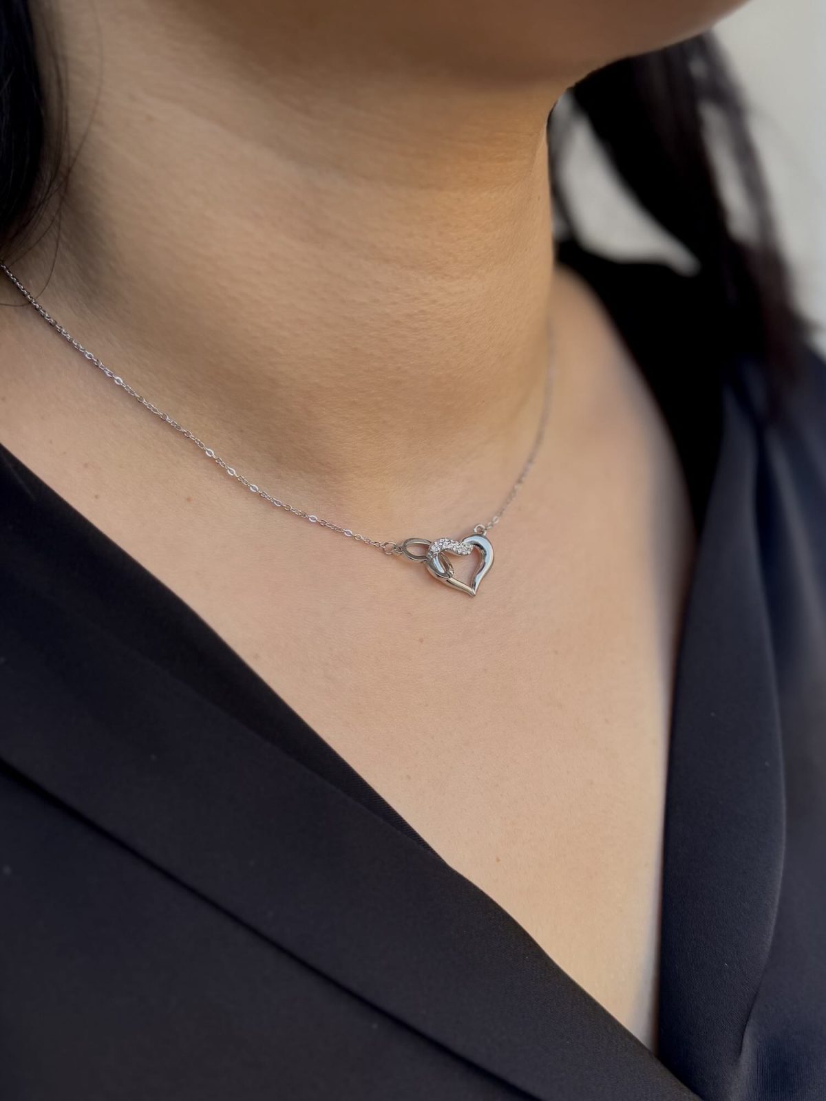 Xyra necklace