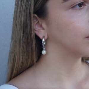 ring jewelry necklace gold silver earrings bag