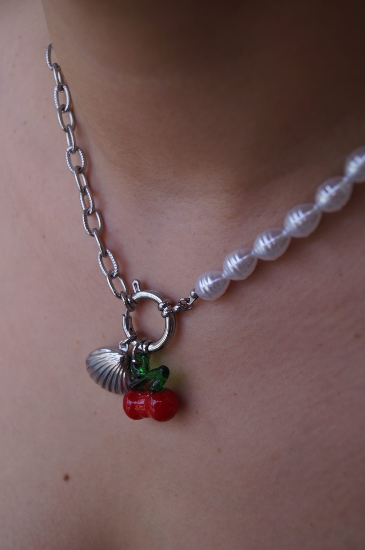 Laurie necklace