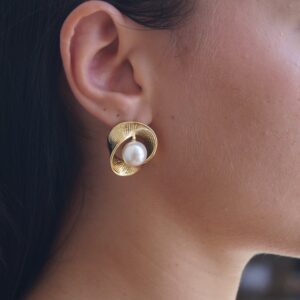 ring jewelry necklace gold silver earrings bag